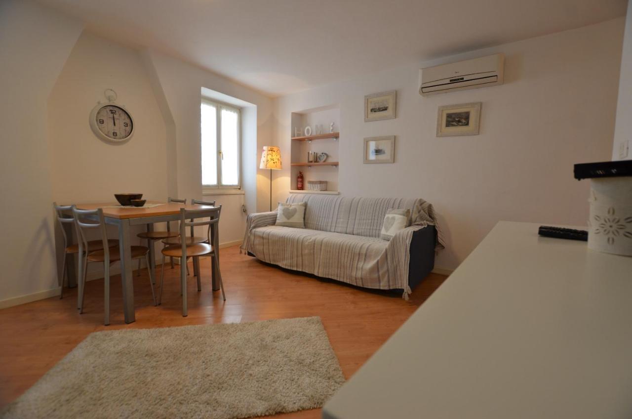 Stella 2 Sea View Apartment Rovinj Exterior photo